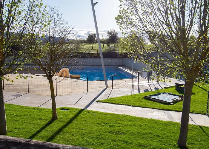 Semesterbostad Pena Telera Sabiñánigo